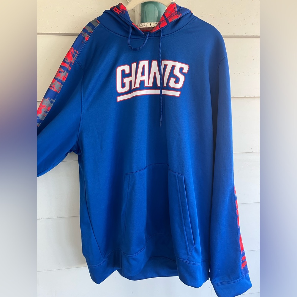 NFL Giants NWT Men’s Hoodie